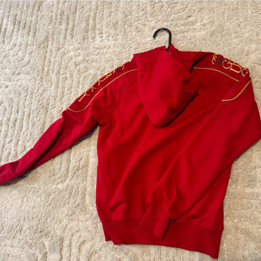 Sweater - Picture 4 of 4